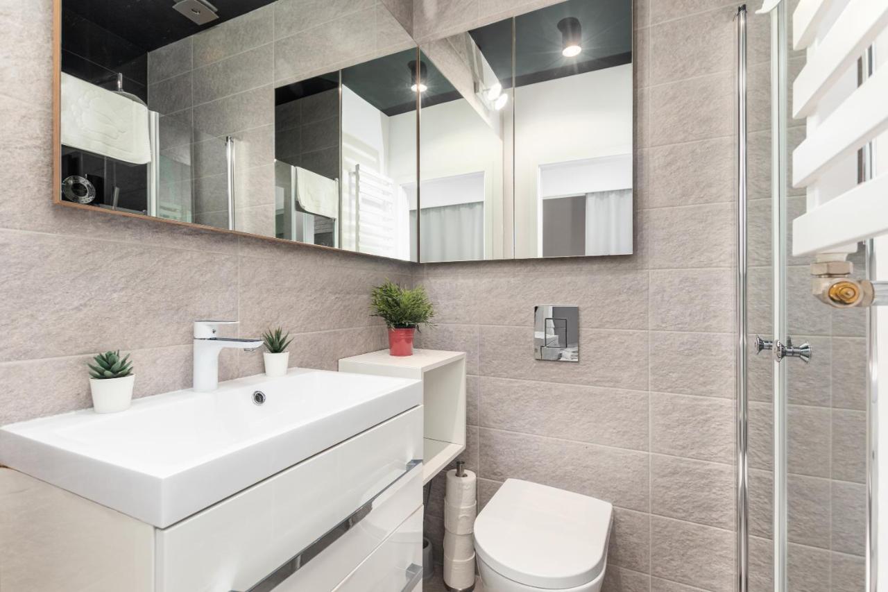Piekna Apartament By Your Freedom วอร์ซอ ภายนอก รูปภาพ